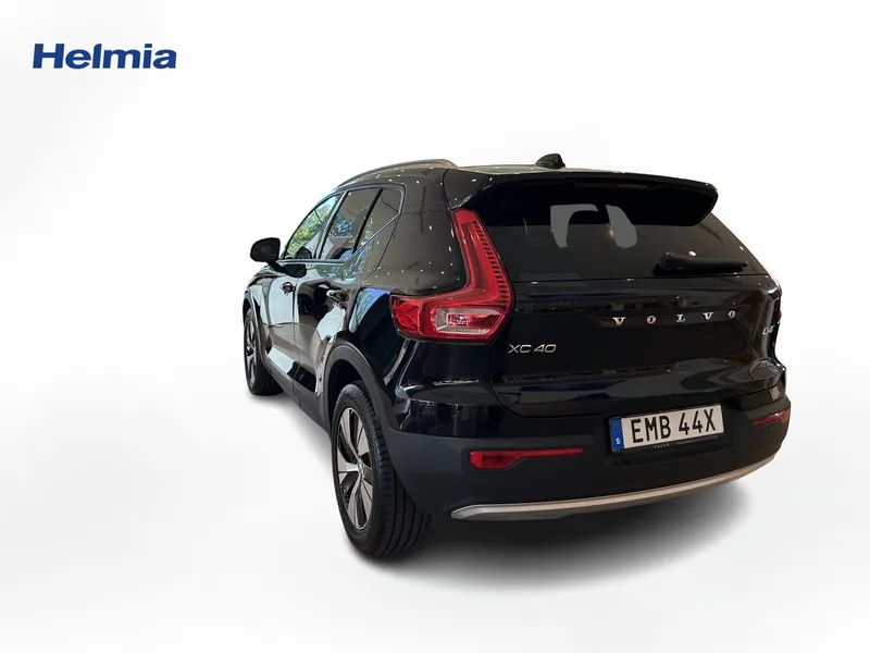 Bild 2 av 13 – Volvo XC40 D4 AWD Momentum Advanced Edition