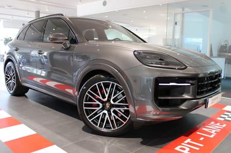 Porsche Cayenne S E-Hybrid