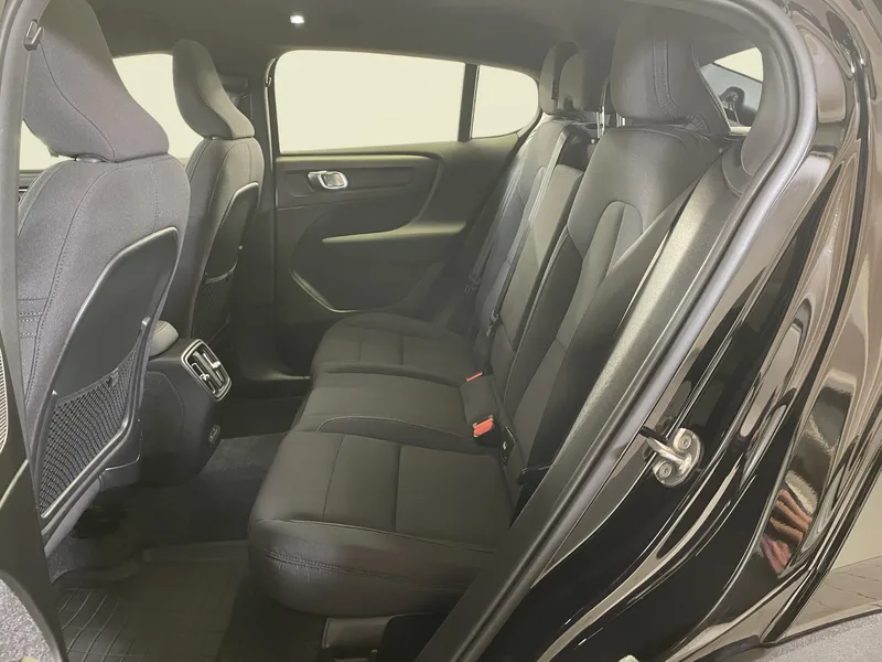 Bild 16 av 18 – Volvo C40 Recharge Core