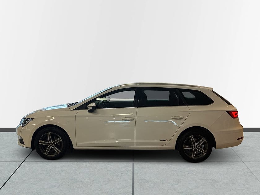 Bild 4 av SEAT Leon ST 2.0 TDI 4Drive Xcellence S&V-däck Drag Mvärme Bkamera