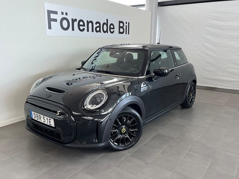 Bild 1 av MINI Cooper SE H/K HUD Komfort Panorama Carplay Backkamera 4,95% Ränta