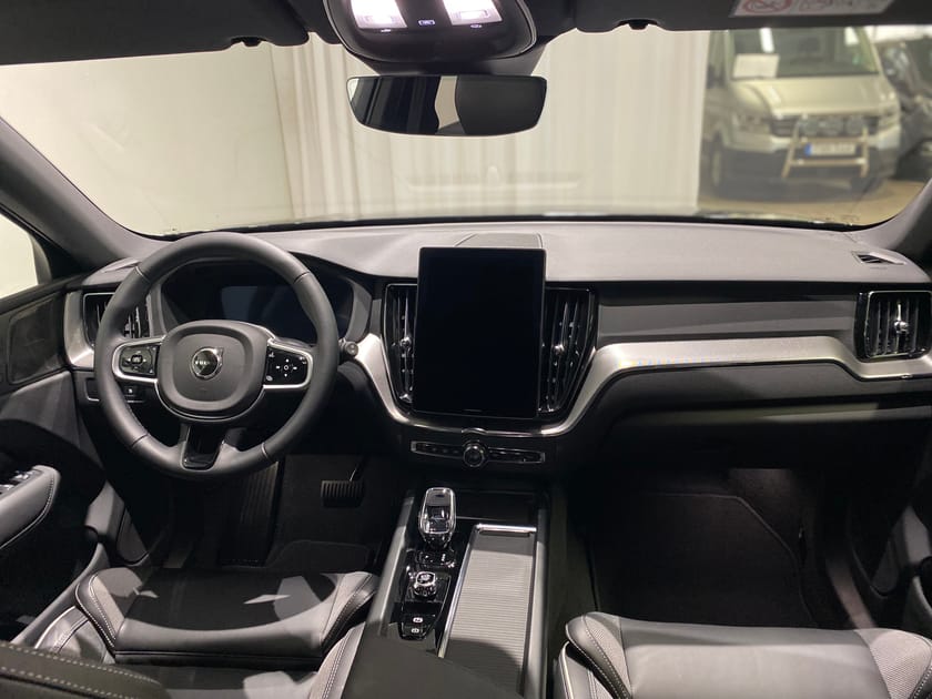 Bild 2 av Volvo XC60 T6 Plus Black Nordic Edition