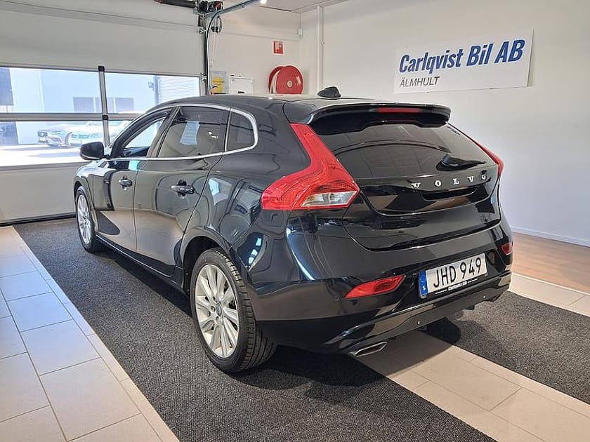 Bild 2 av Volvo V40 D3