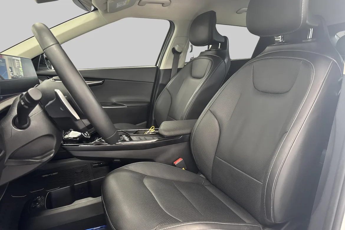 picture of a car