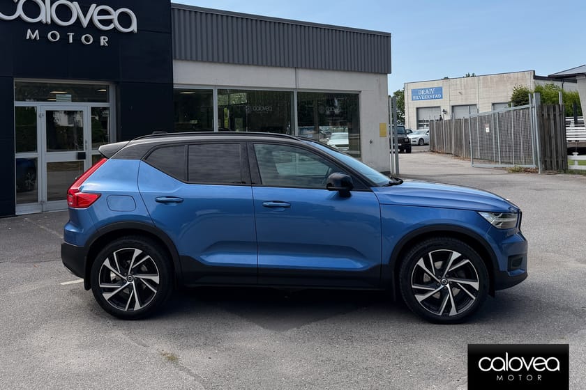 Bild 2 av Volvo XC40 D4 AWD R-Design 190hk - Dragkrok, 360-kamera, HK