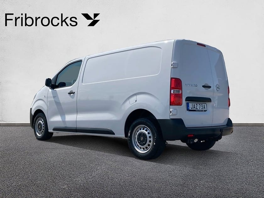 Bild 3 av Opel Vivaro Skåpbil L2 145 AT8/Drag/Värm/Kamera/Moms/Demo