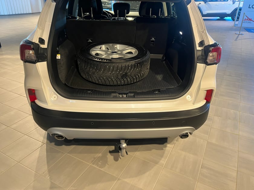 Bild 3 av Ford Kuga Plug-In Hybrid Titanium Busines (225HK) Automat