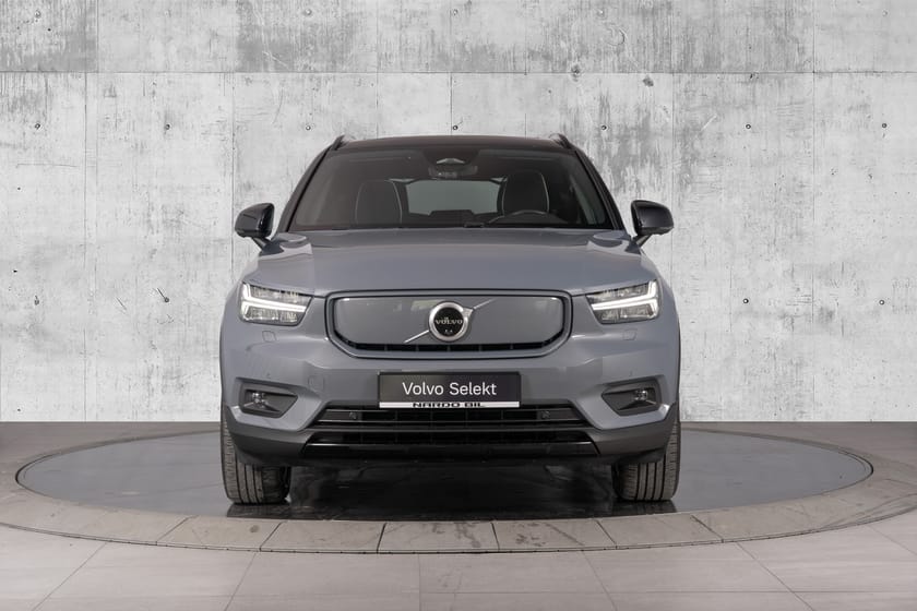Bilde 4 av Volvo XC40 P8 AWD Recharge 408 hk. Krok/360 kam/Aktive lys/VOC/Soltak/Harman Kard