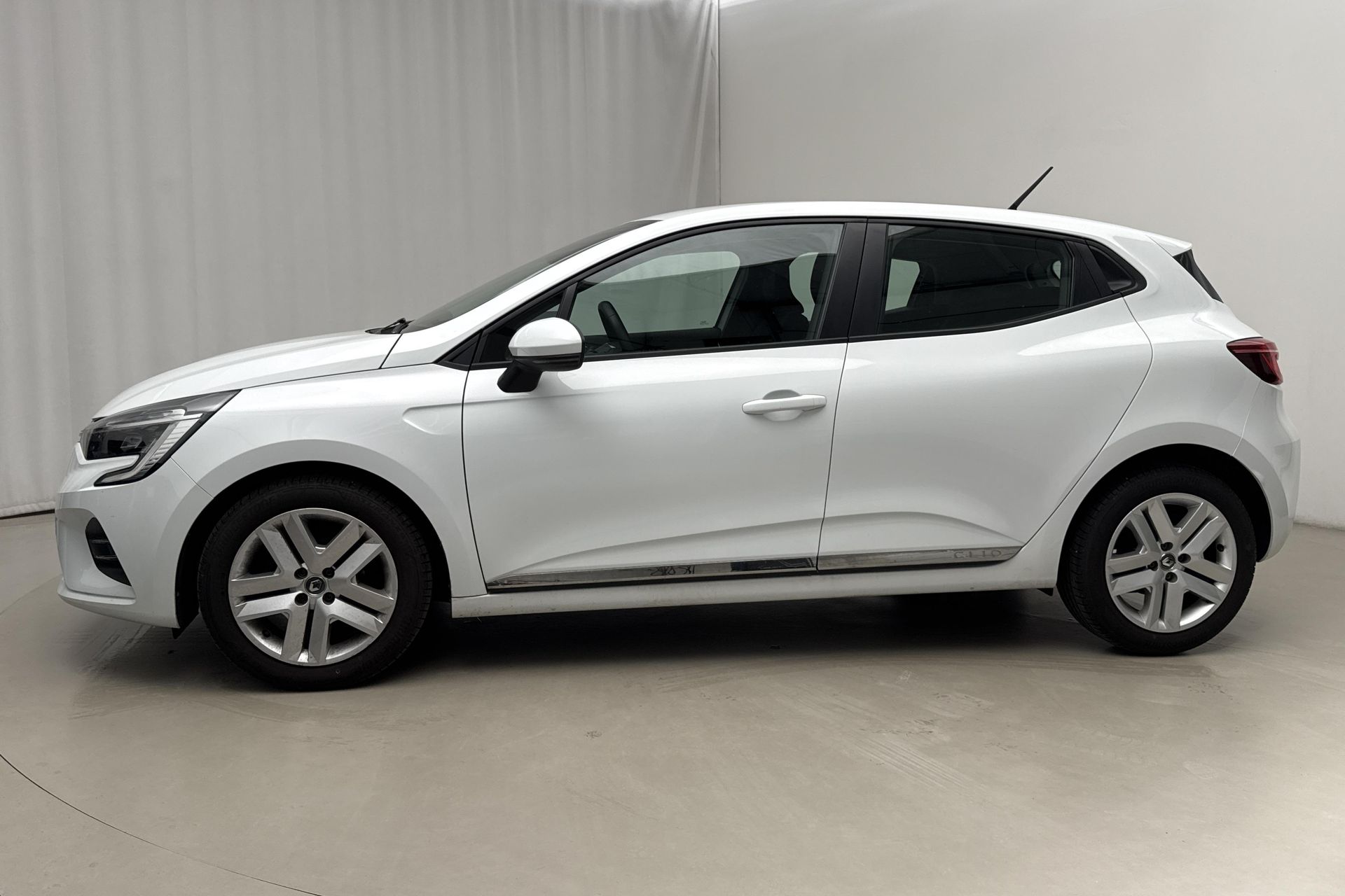 Renault Clio 1.0 TCe 2022, bild 2/10