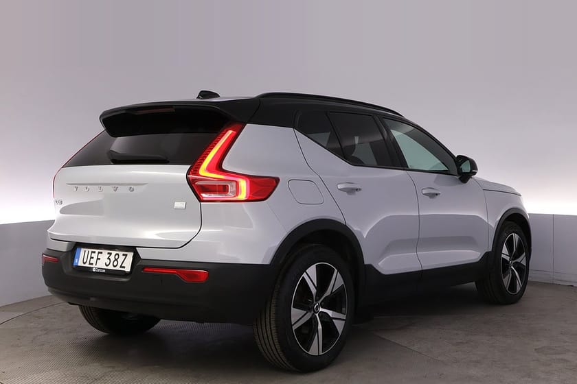 Bild 5 av Volvo XC40 Recharge T5 R-Design Pano Elstol HK 360 Navi
