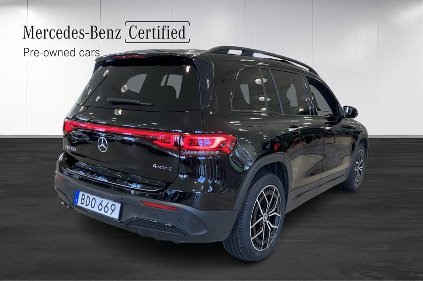 Bild 3 av Mercedes-Benz EQB 300 4MATIC 