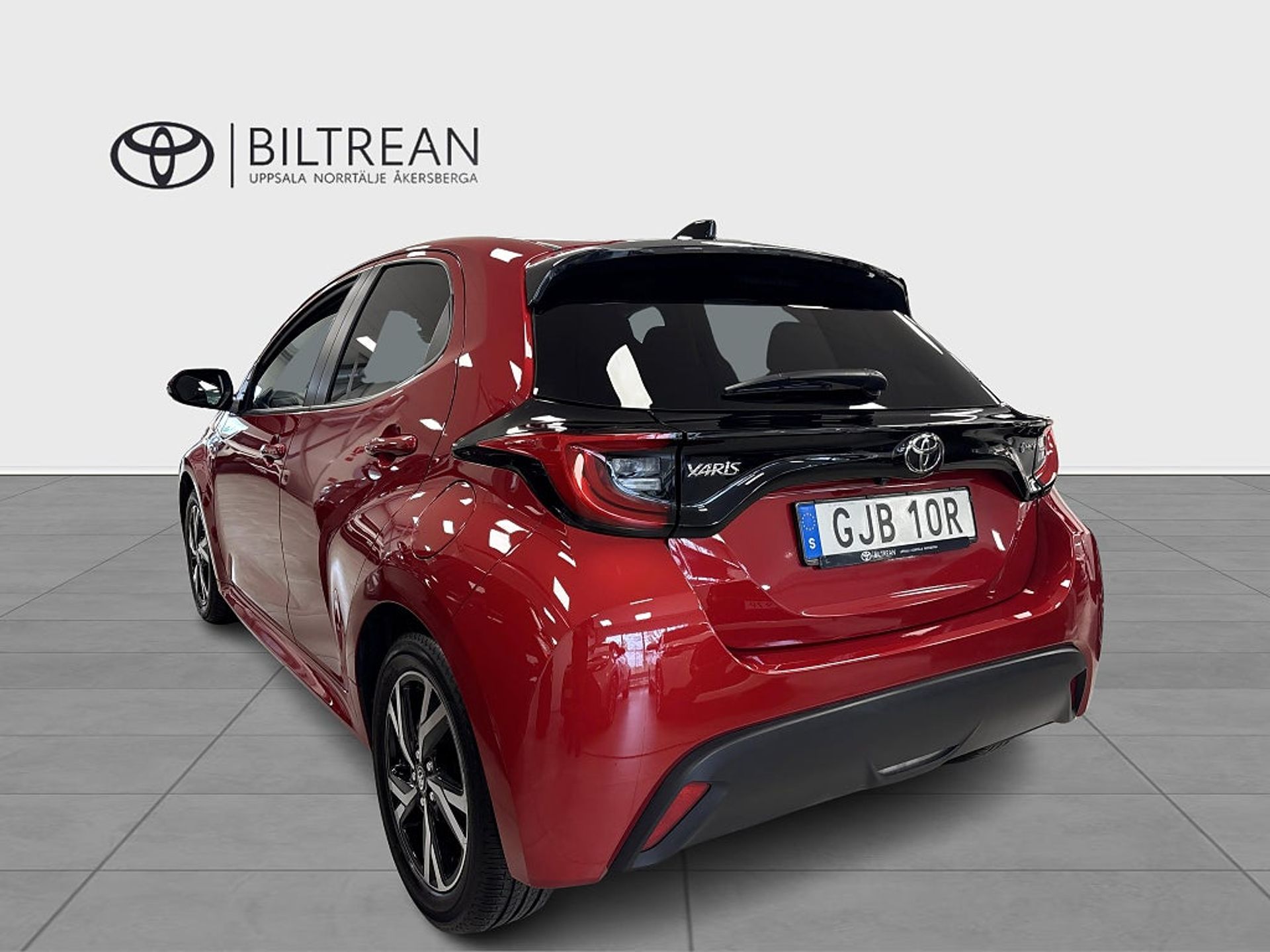 Toyota Yaris 2025, photo 2/10