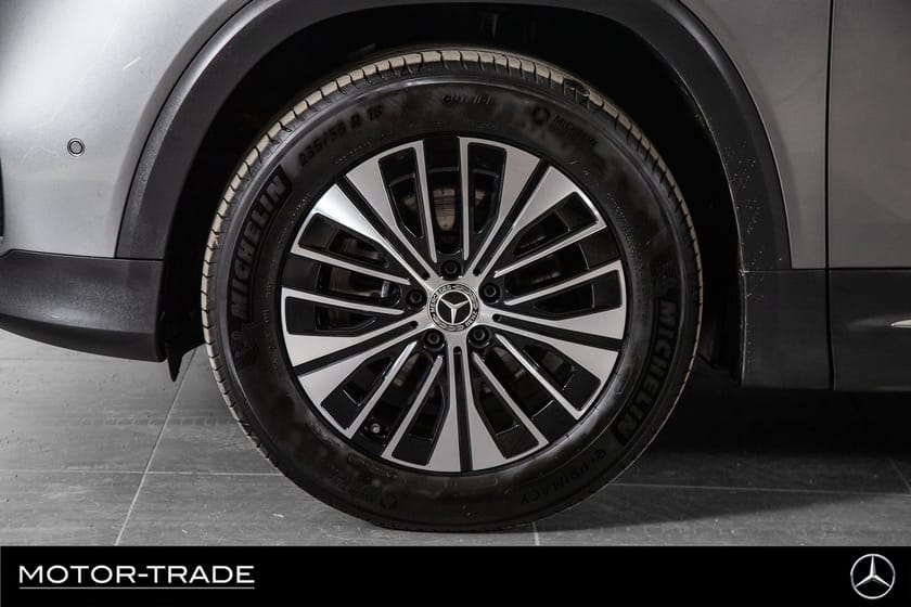 Bilde 4 av Mercedes-Benz EQB 300 4MATIC Special Edition ACC, Ledlys, Krok, Pano