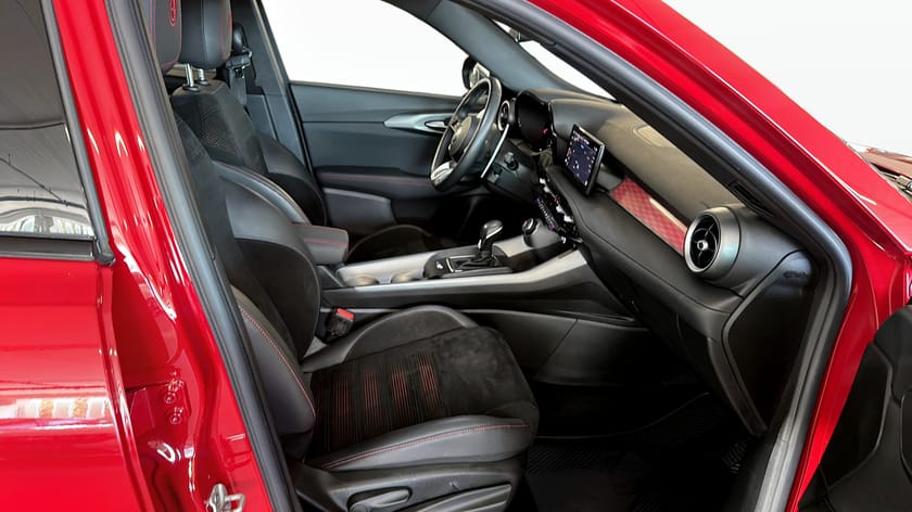 Bild 3 av Alfa Romeo Tonale Hybrid EDIZIONE SPECIALE TURBO 160H *HE*