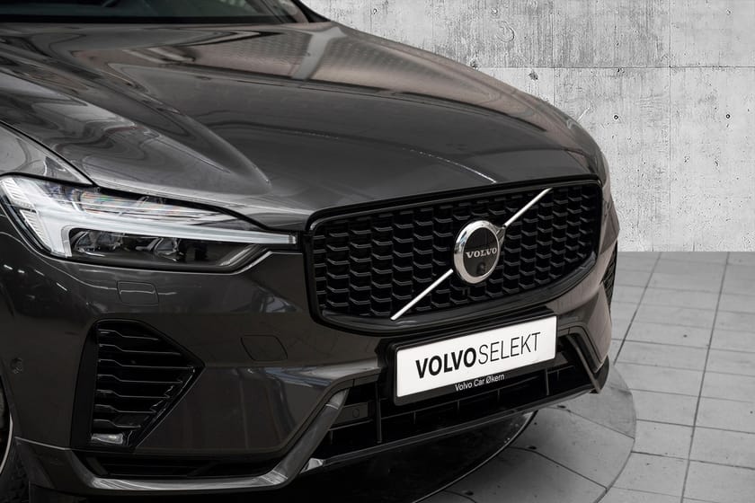Bilde 3 av Volvo XC60 T8 AWD Plug In Hybrid Plus Dark 456Hk. Hengerfeste!