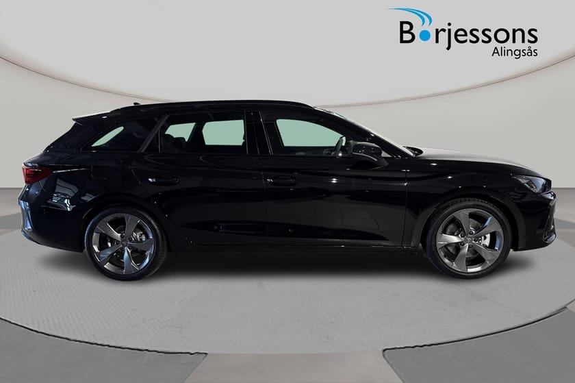 Bild 2 av CUPRA Leon Sportstourer e-Hybrid 204hk Ultimate