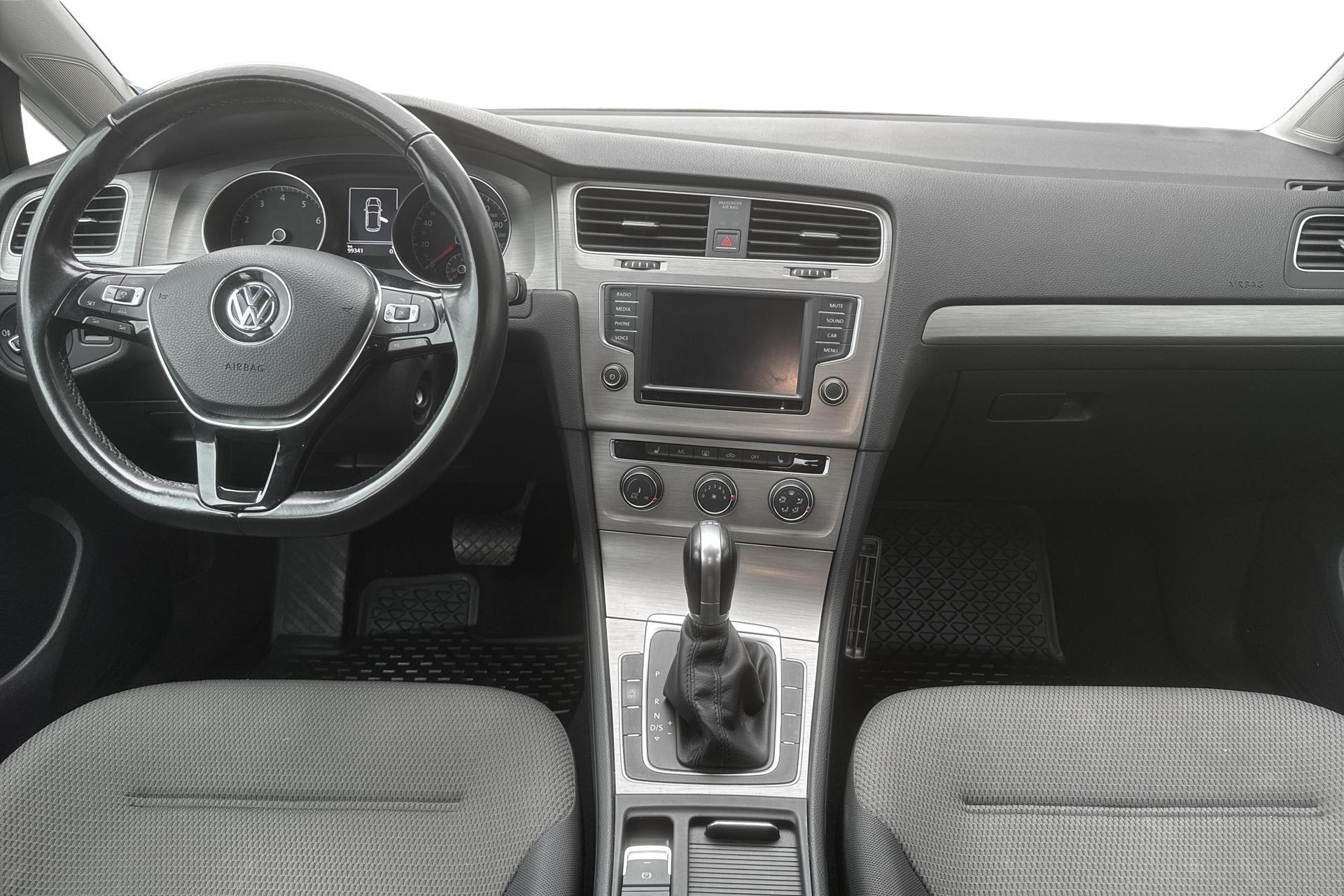 Volkswagen Golf 1.2 TSI BMT 2017, bild 7/10