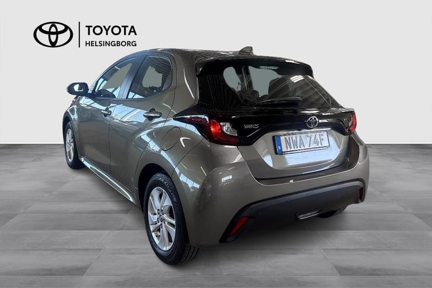 Bild 4 av Toyota Yaris Hybrid 115 1,5 5d Active Komfortpaket