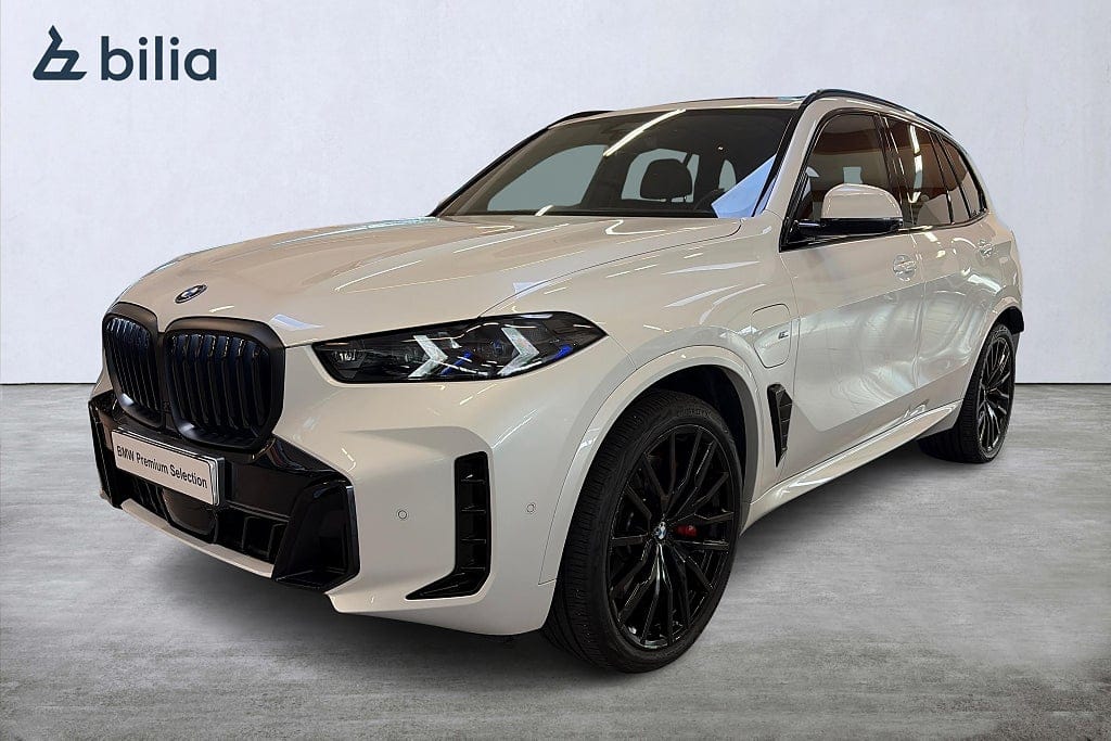 BMW X5 490 л.с.