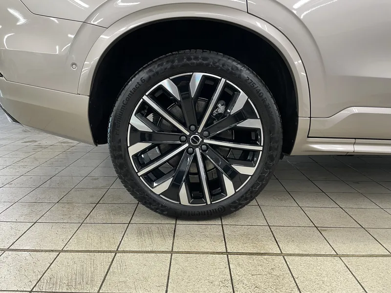 Bild 17 av 18 – Volvo XC90 7 Säten II T8 Ultra Dark