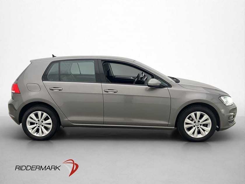 Bild 4 av Volkswagen Golf 1.2 TSI 110hk Läder CarPlay Sensorer 1-bruk