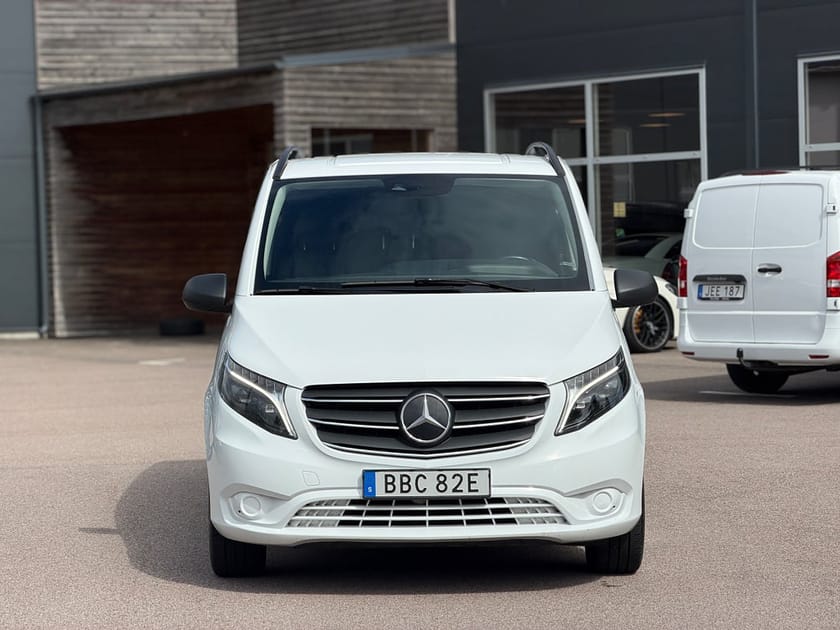 Bild 3 av Mercedes-Benz Vito 116 CDI 3.0t 9G-Tronic B-Kamera Drag 3-Sits *Leasbar*