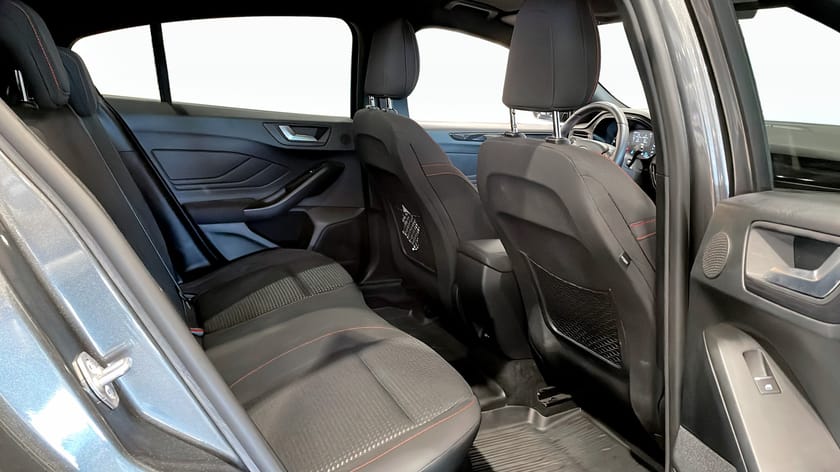 Bild 5 av Ford Focus ST-Line 125hk | Backkamera | B&O Ljudsystem |