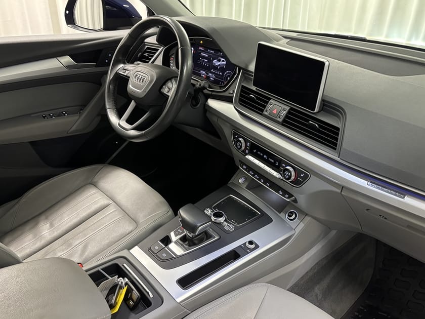Bild 4 av Audi Q5 TFSI quattro S Tronic 252HK Drag/Värmare