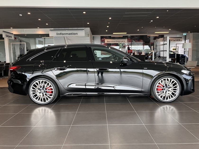 Bild 2 av Audi A5 Avant e-hybrid quattro 367hk S-line