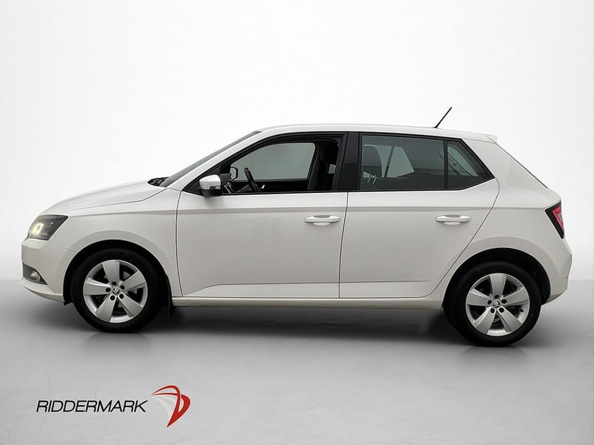 Bild 4 av Škoda Fabia Skoda 1.4 TDI 90hk, Style Carplay P-sensorer Bluetooth