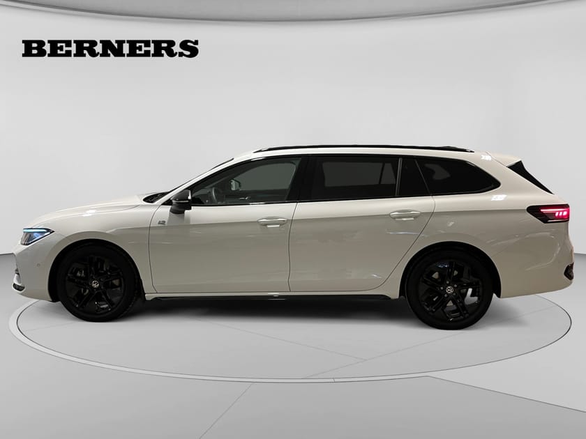 Bild 2 av Volkswagen Passat Sportscombi Tdi 4-motion Dsg / R-line black Drag /