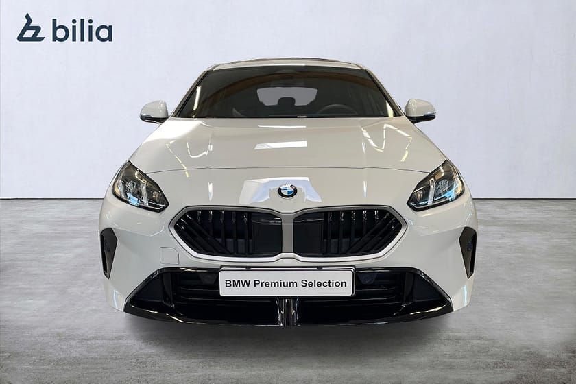 Bild 5 av BMW 120 M Sport Panorama 19" Harman Kardon Driving Assistant