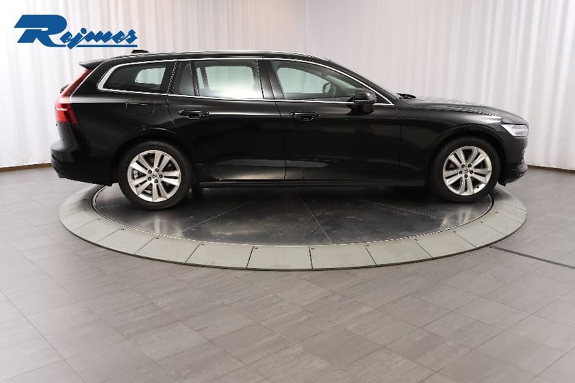 Bild 3 av Volvo V60 D3 AWD Momentum Advanced SE II