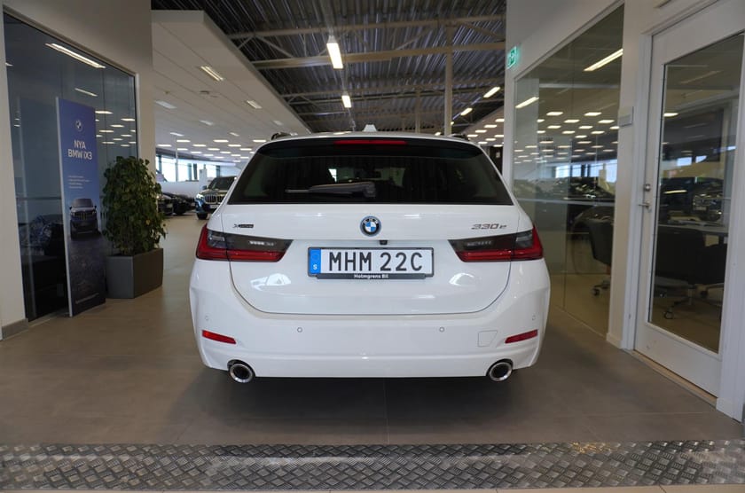 Bild 5 av BMW 330e xDrive Touring