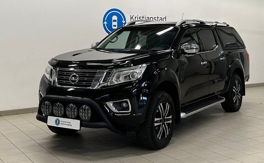 Bild 2 av Nissan Navara Dubbelhytt 2.3 dCi 4WD Frontbåge,Sidesteps,Läderklädsel