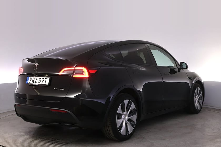 Bild 5 av Tesla Model Y Long Range AWD Autopilot Pano