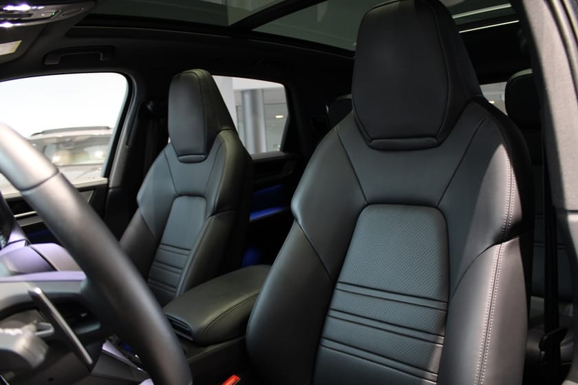 Bild 3 av Porsche Cayenne S E-Hybrid Moms