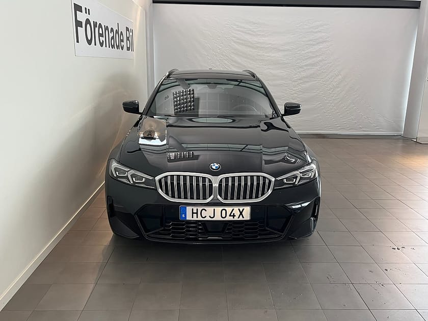 Bild 2 av BMW 320d xDrive Touring 320 M Sport 18" Drag Rattvärme ParkAssist