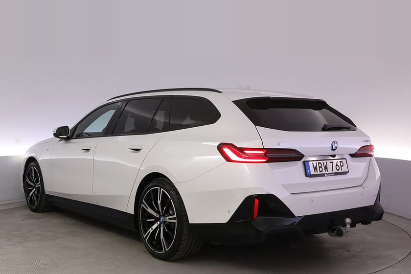 Bild 4 av BMW i5 xDrive40 Touring M-Sport PRO Drag H/K DAP V-hjul