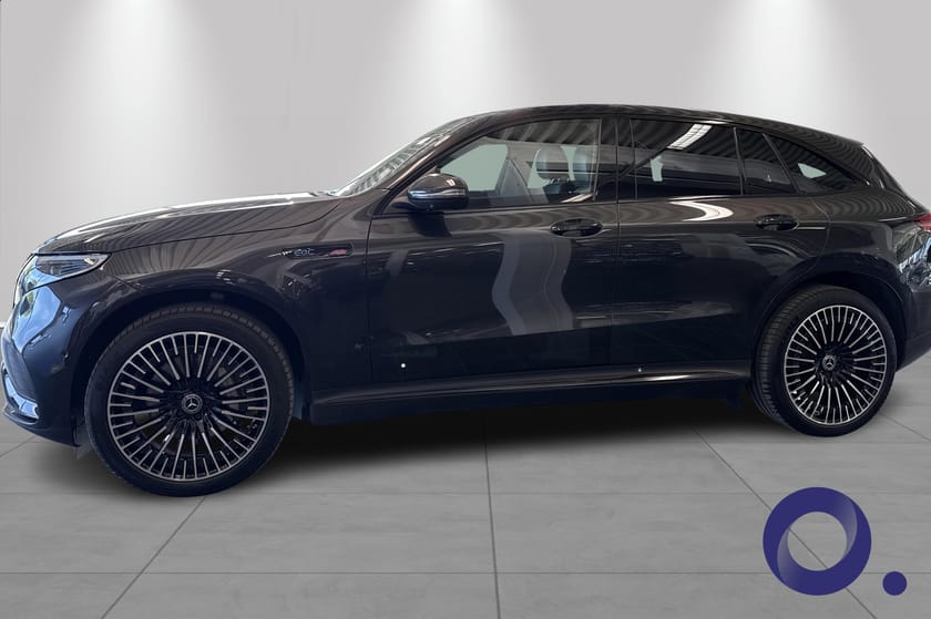 Bilde 2 av Mercedes-Benz EQC 400 4MATIC 4M|AMG|Head Up|Nattpakke|Soltak|21" Multieiket AMG