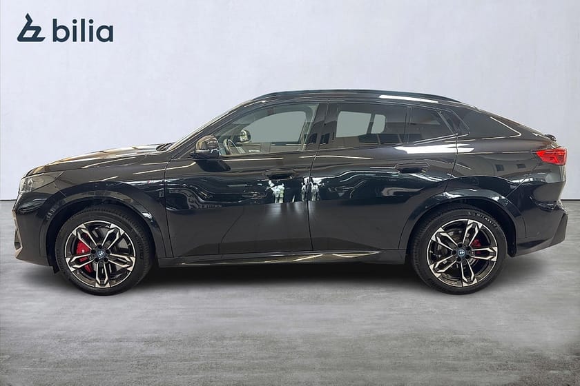 Bild 5 av BMW iX2 xDrive30 M Sport Pro Innovation Dragkrok Elstolar HK