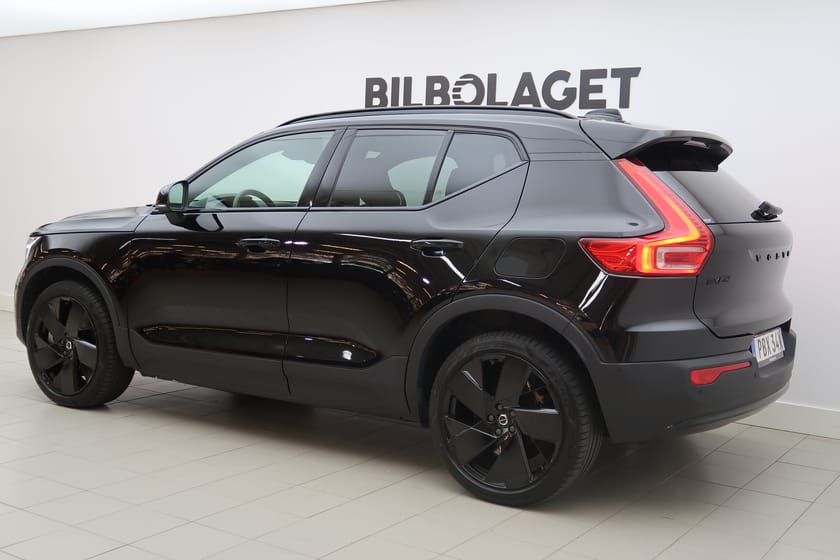 Bild 3 av Volvo EX40 Twin Motor Performance M Plus Black Edt