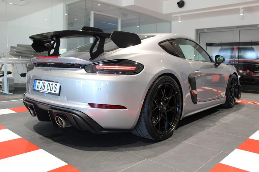 Bild 3 av Porsche 718 CAYMAN GT4 RS