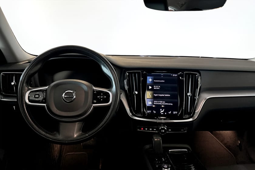 Bild 4 av Volvo V60 T6 TE Momentum Advanced Edition