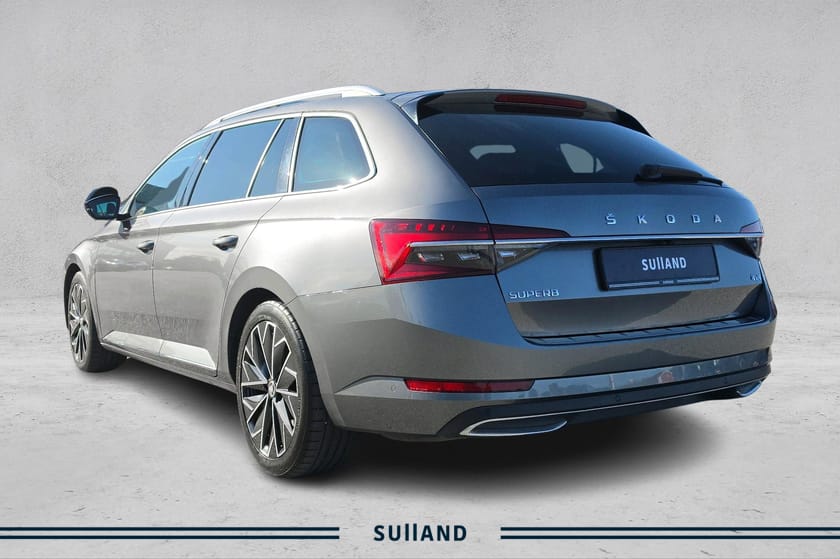 Bilde 3 av Škoda Superb Stasjonsvogn 2.0 TDI 200 hk 4x4 DSG L&K / Canton / Krok / ACC