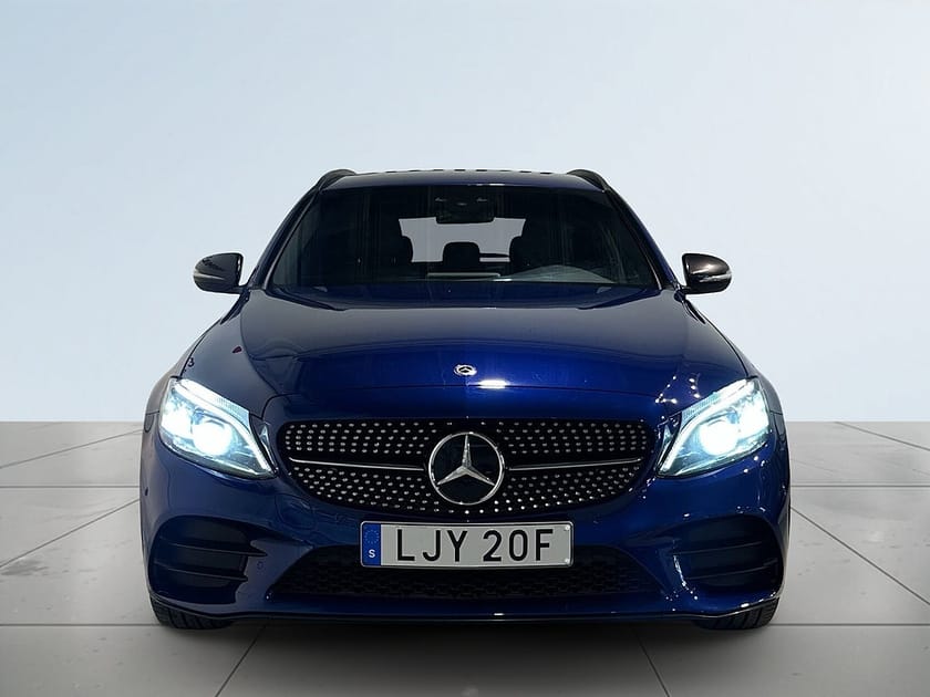 Bild 2 av Mercedes-Benz C 220 T d 4MATIC 9G AMG Drag Pvärm GPS S/V-hjul
