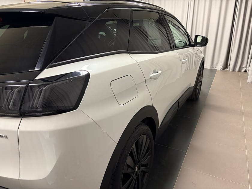 Bild 4 av Peugeot 3008 HYBRID4 300 GT Hybrid 4 UB Inkl. Drag Vinterhjul Nappa