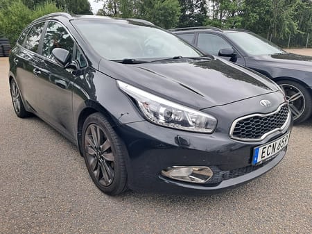Kia cee'd_sw COMBI CDI 128HK Panorama