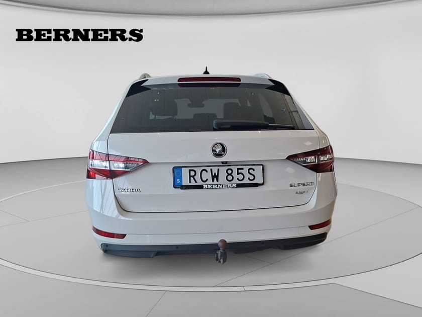 Bild 4 av Škoda Superb Kombi L&K 2,0 TDI 190 DSG 4X4