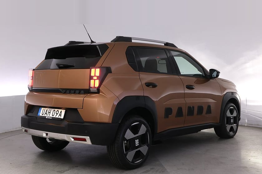 Bild 5 av Fiat Grande Panda 44 kWh La Prima Kamera Navi Rattvärme